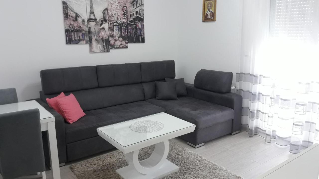 Renome Apartmani Banja Koviljača Exteriör bild