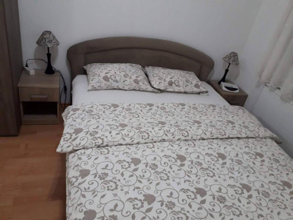 Renome Apartmani Banja Koviljača Exteriör bild