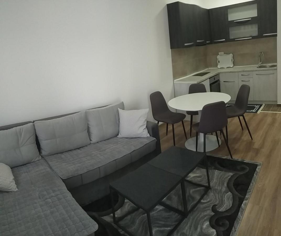 Renome Apartmani Banja Koviljača Exteriör bild