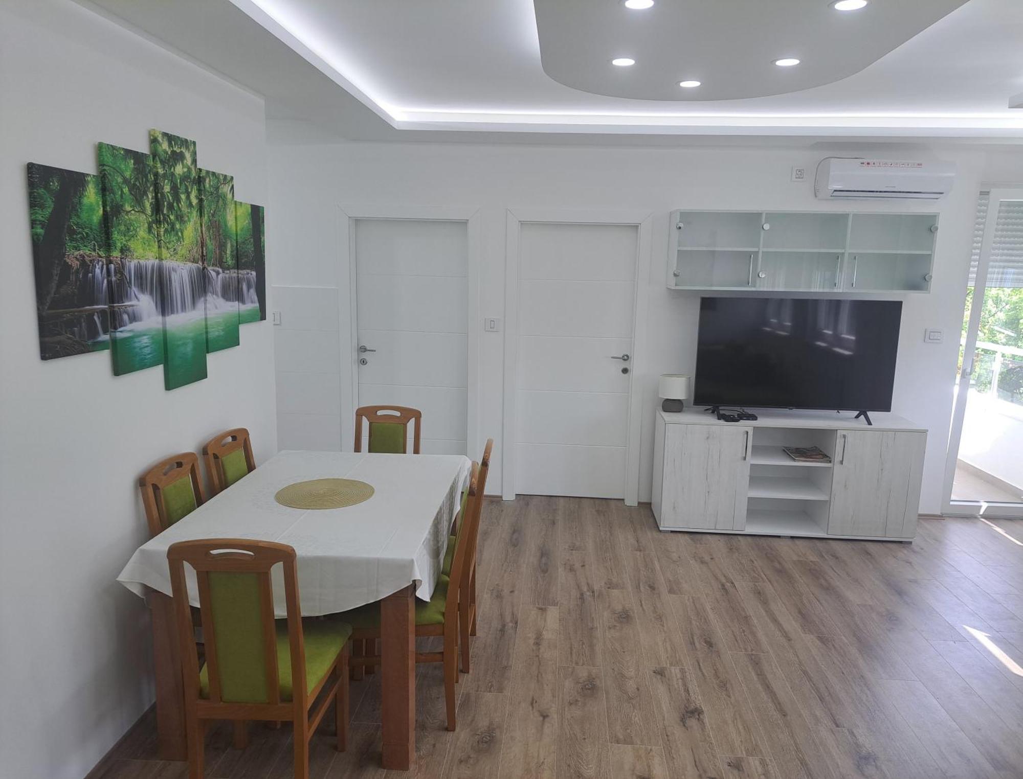 Renome Apartmani Banja Koviljača Exteriör bild