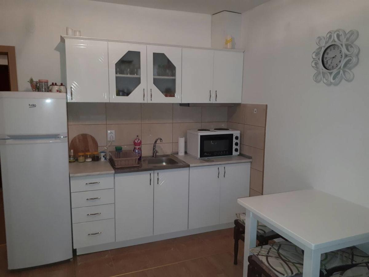 Renome Apartmani Banja Koviljača Exteriör bild