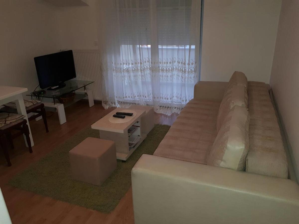 Renome Apartmani Banja Koviljača Exteriör bild